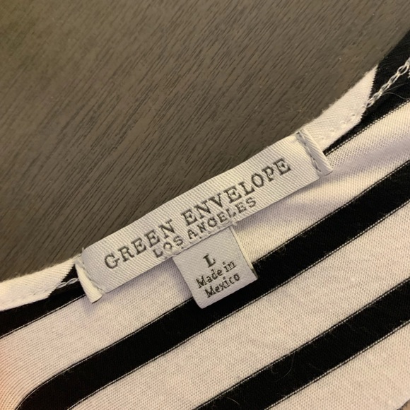 Green Envelope Cold Shoulder Black and White Striped Top Size Large EUC - Picture 8 of 8